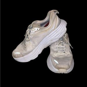 Womens Hoka Bondi 8 size 9.5B
